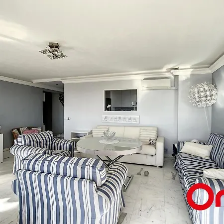 Superbe 2 Pièces Avec Clim, Parking Et Wifi - Fr-1-647-22 *